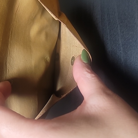 COPY - CELINE MACADAM BIFOLD WALLET WITH COIN COMPARTMENT - Picture 6 of 11